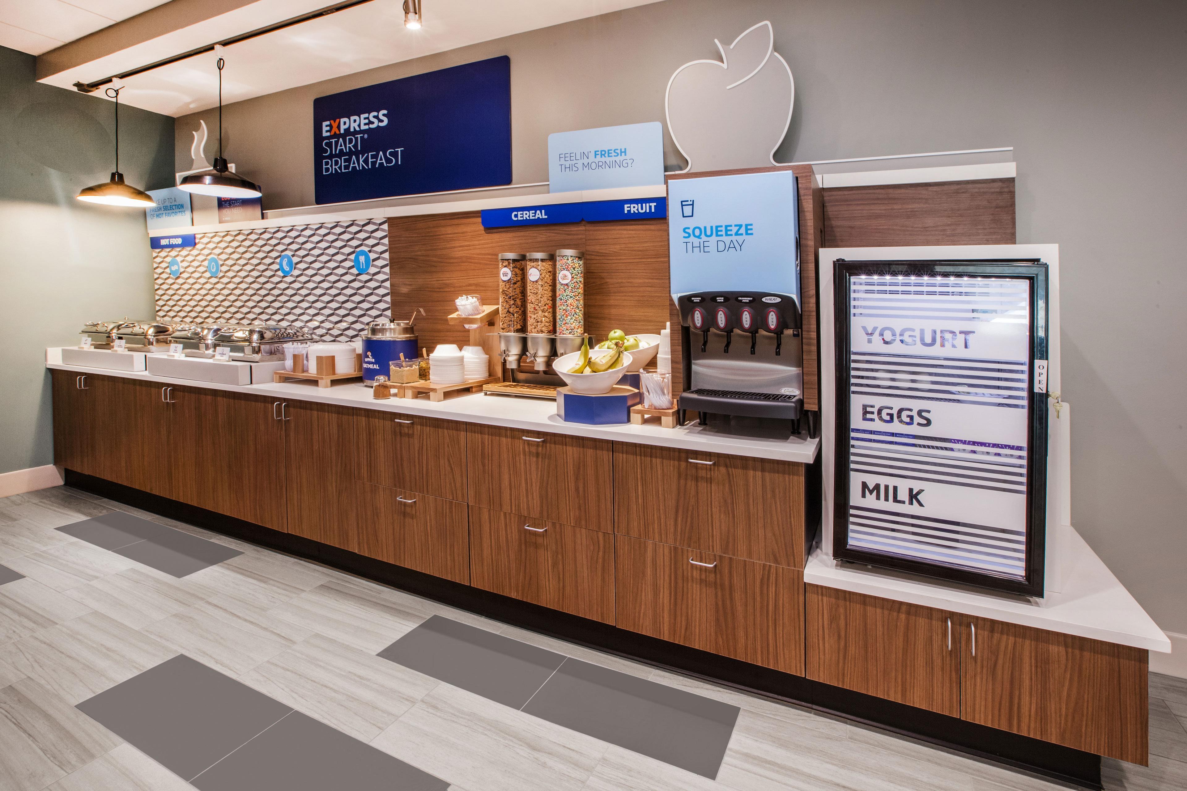 Holiday Inn Express & Suites Tulsa Midtown By Ihg Eksteriør bilde